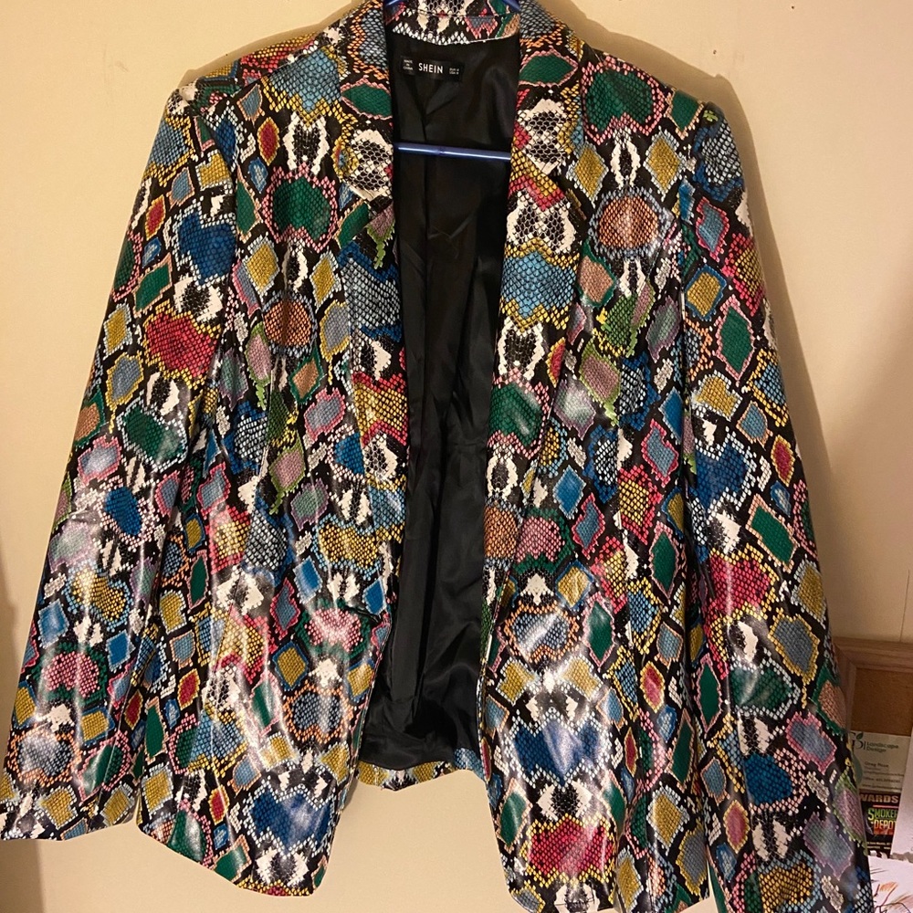 Gorgeous multi-colored Shein Jacket.💕🌸